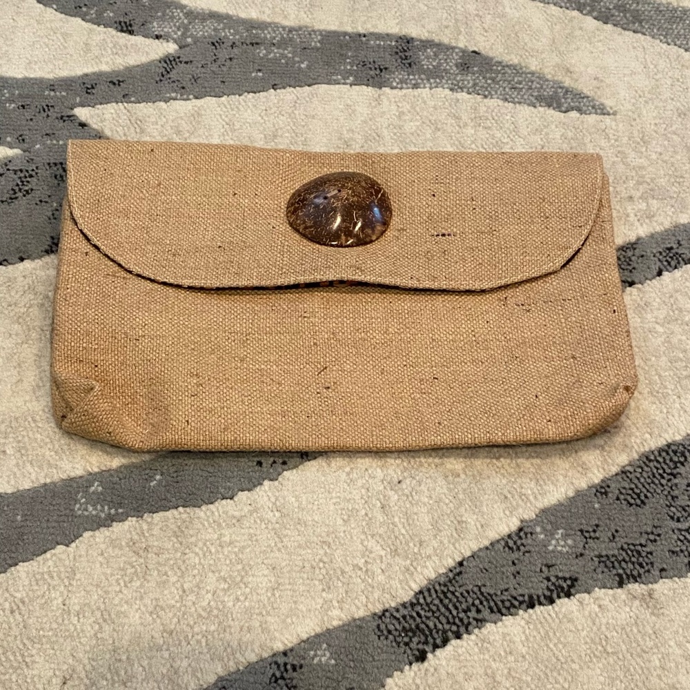 Stylish Burlap clutch with shell button